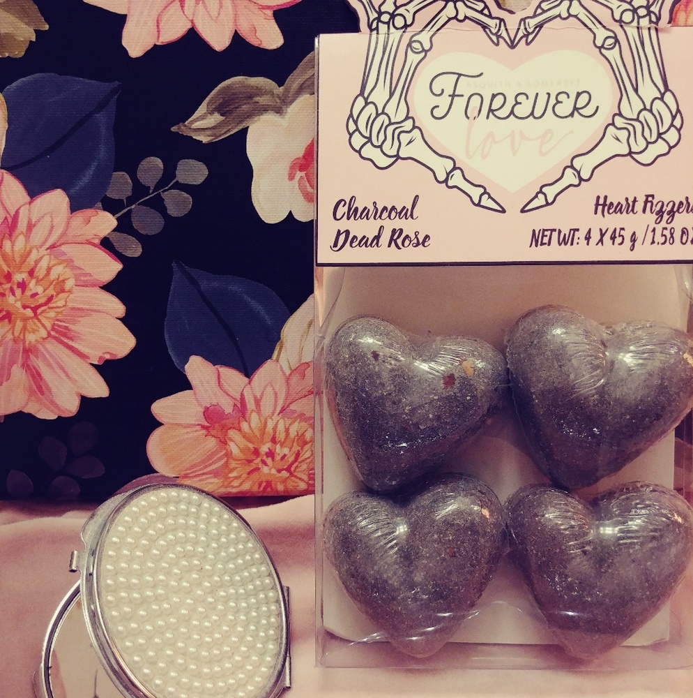 Charcoal and Dead Rose Bath Fizzers